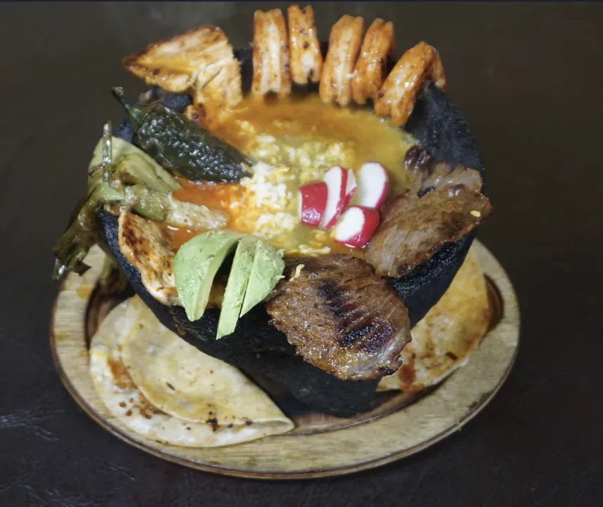 🪨 Molcajete Zarape