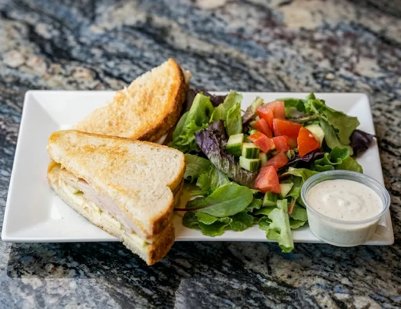 🥪 Turkey Apple Brie
