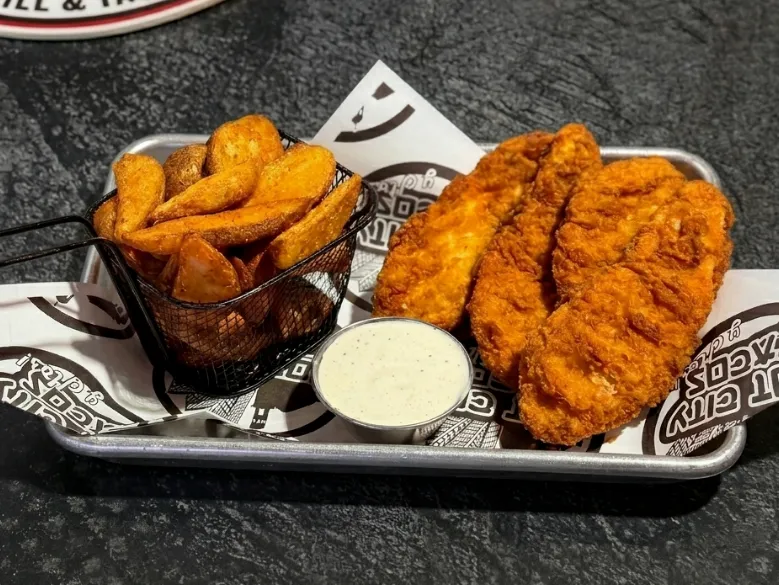 🍗 4 Piece Chicken Tenders